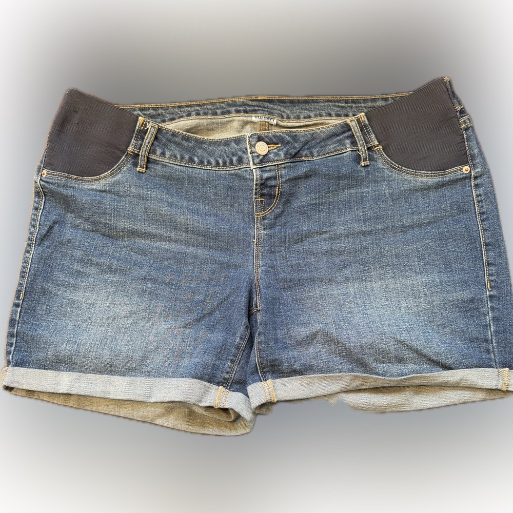 Old Navy Jean, short with expandable waist size 14 standard nwot